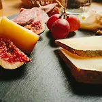 Monfra - Ospitalita Rurale, Vigneti E Cantina * Vignale
