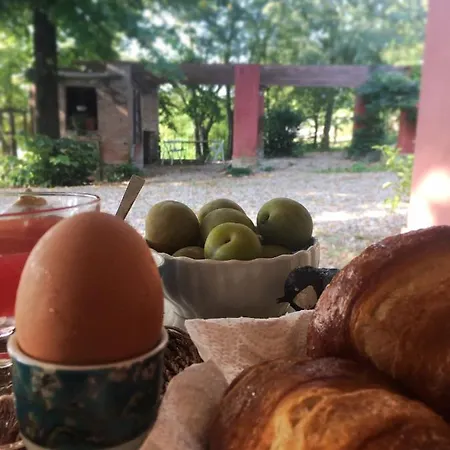 Monfra - Ospitalita Rurale, Vigneti E Cantina בית חווה *