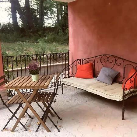 Monfra - Ospitalita Rurale, Vigneti E Cantina Vignale