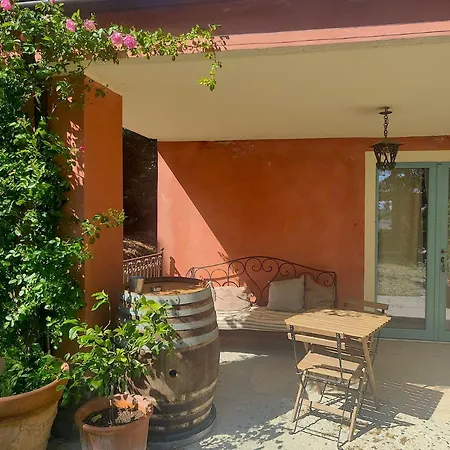 Vakantieboerderij Monfra - Ospitalita Rurale, Vigneti E Cantina *