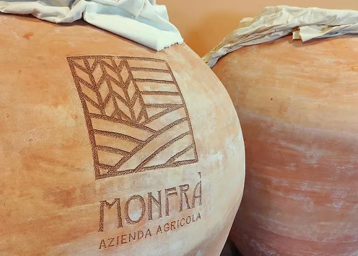 Monfra - Ospitalita Rurale, Vigneti E Cantina